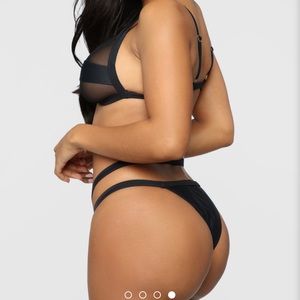 Black bikini